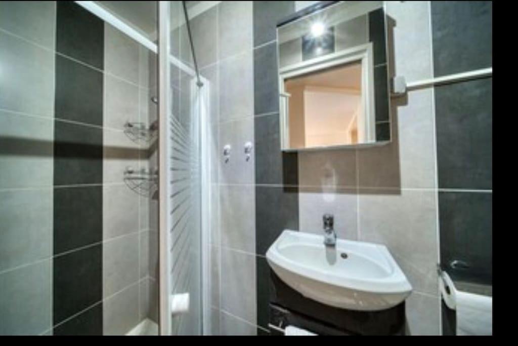 Bel Apt Centre Menton Centre Proche Casino Apartment Екстериор снимка